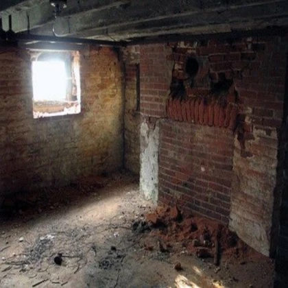 Ruined Apartament